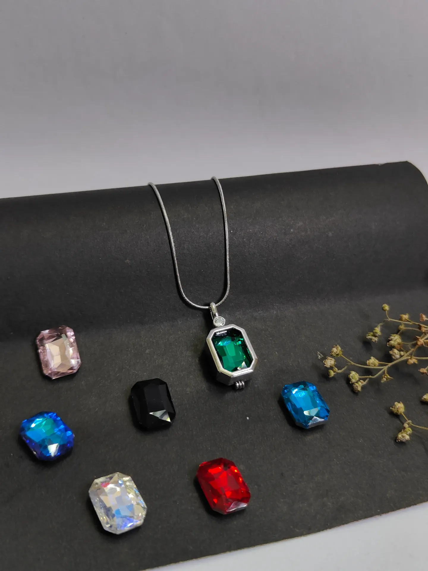 7 different colours stone fancy new style nacklace unisex
